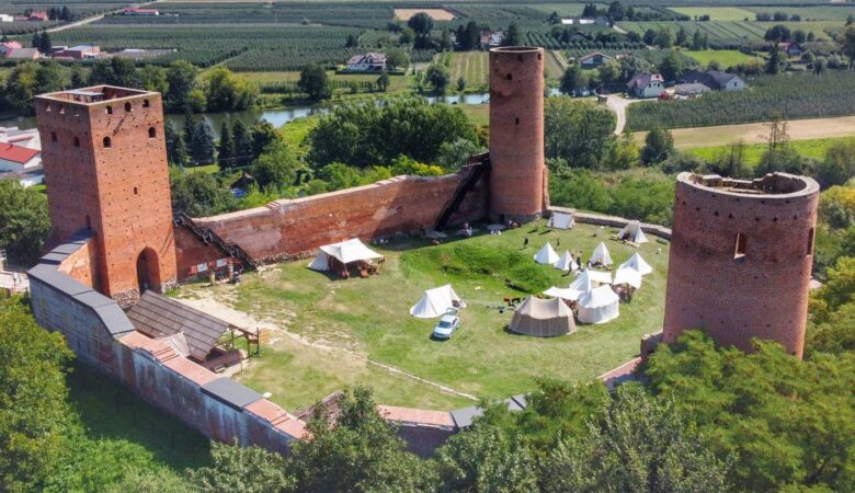 Gotycki Zamek w Czersku